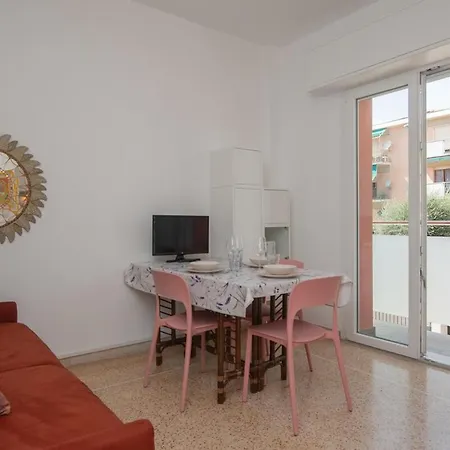 Perla Marina 2 With Pool Apartamento *